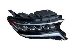 OEM Sorento MQ4 Right (Passenger Side) LED Projection Headlamp 92102P2020 - Picture 1 of 4