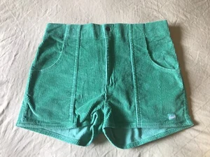 Hammies Womens Green Roller Skate Corduroy High Waist Shorts Sz 34 Retro Style - Picture 1 of 4