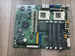Placa madre Intel Pentium III para servidor TYAN S2515 Dual Socket 370 - Imagen 1 de 11