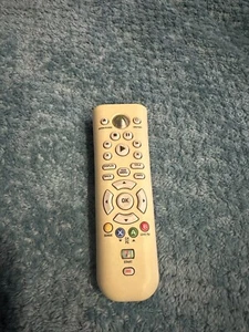 Microsoft Xbox 360 Universal Media Remote  - Picture 1 of 2