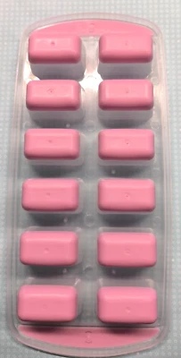 Eiswürfelform  Eiswürfelbereiter mit flexiblem Boden 12 Eisfächer Eiswürfel - Bild 1 von 2