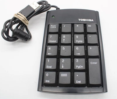 Toshiba PA1390U-1NKP PAKP004 USB Keyboard Number Pad w/ 2 USB Ports - Image 1 of 4