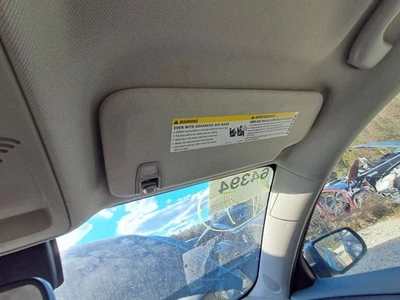 Parasol para pasajeros VIN 1 cuarto dígito limitado compatible con 13-16 MALIBU 2743500 Foto 1 de 4