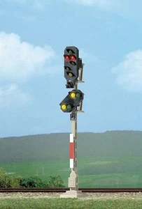 Busch 5834 -H0- Haupt-/Sperrsignal mit Vorsignal - mit LEDs H=79mm - Bild 1 von 1
