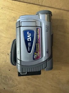 PARTS OR REPAIR ONLY JVC GR-D30U Digital Video Camera with Battery Camcorder - Picture 1 of 3