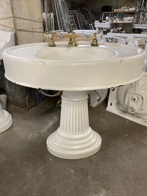 Pia de pedestal estilo vitoriano tamanho grande ferro fundido com esmalte 33,5 Lx23D X 31T - Imagem 1 de 4