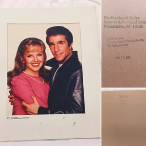 HENRY WINKLER FONZIE LINDA PURL GUÍA DE TV CUBIERTA RETRATO FOTO DÍAS FELICES LEER - Imagen 1 de 21