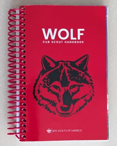 Wolf Cub Scout Handbook spiral binding 2018 complete clean - Picture 1 of 7