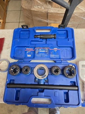 Kit de roscado manual de tubería Westward 4Yr89, 1/2 a 1-1/4 pulgadas Foto 1 de 4