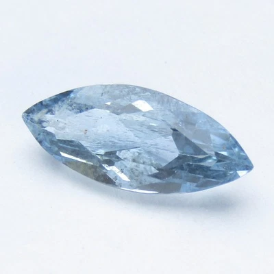 Impresionante piedra preciosa marquesa aguamarina azul sin calefacción extraída de tierra natural de 1,82 quilates Foto 1 de 4