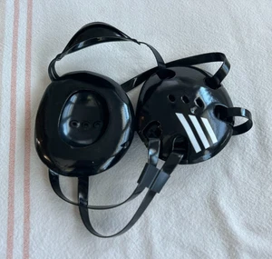 Nuove Adidas Adulto Wrestling Response Nero Con Strisce Bianche Paraorecchie - Foto 1 di 4