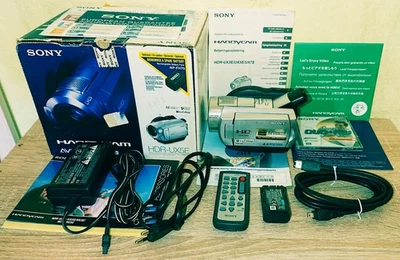 Sony HDR Ux5 E with UK adapter. Working. Set in photos - Image 1 of 4