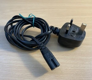 UK 3 Pin Mains C5 Cloverleaf Power Lead Cord Cable For Laptop Charger-2m - Picture 1 of 3