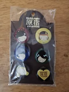 HARAJUKU LOVERS GWEN STEFANI BUTTONS PINS SET OF 5 NEW TAG - Picture 1 of 2