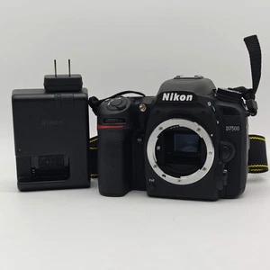 Cámara digital Nikon D7500 20,9 MP SLR DSLR 140 obturadores - Imagen 1 de 10