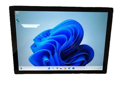 Microsoft Surface Pro 5 12.3" i5-7300U 8GB RAM 256GB SSD Cracked Screen Working - Image 1 of 4