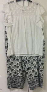 Cato XLWhite Lace Eyelet Everyday Wear & (Black & White Cropped Wide Leg Pants) - Bild 1 von 17