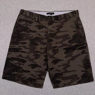 Banana Republic Camo Chino Shorts Men's 34 (35x11) 100% Cotton Preppy Golf - Image 1 of 4