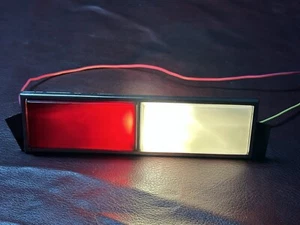 🎯 1979-85 Eldorado Door Panel Red White Courtesy Light Lamp WORKING w/ Bulb - Foto 1 di 6