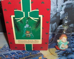 Schwingende Engelsglocke`1985' Glasglocke mit Engelspunze Weihnachtsschmuck - SCHÖN - Bild 1 von 8