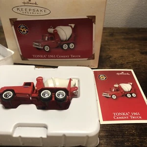 Hallmark Keepsake Ornament: 2002 Tonka 1961 Cement Truck in Original Box - Picture 1 of 9