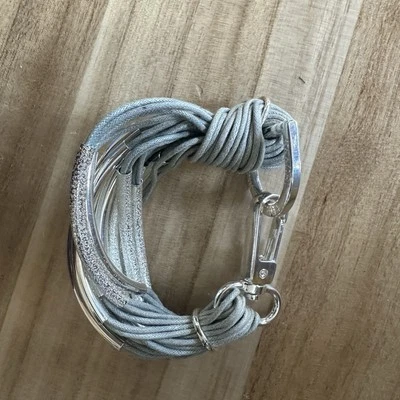 Pulsera Saachi Tono Plata Multi Cordón/Hebra Azul Claro Foto 1 de 4