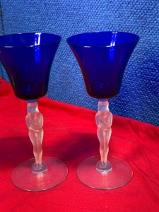 Art Deco Nude Stem Wine Glasses Pair ~ Frosted Base & Cobalt Blue Goblet - Picture 1 of 9