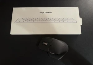 Lot Apple Magic Keyboard et Logitech MX Master 3s - Photo 1/5