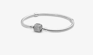 Pandora 590723cz-23 Bracciale Moments Pavè Argento taglia 23 - Foto 1 di 1