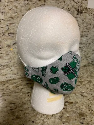 Máscara facial hecha a mano de algodón para adultos - Harry Potter Slytherin Foto 1 de 2