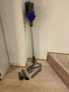 Dyson Cordless Vacuum Cleaner - DC35 - Picture 1 of 11