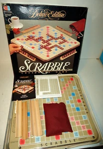 SCRABBLE DELUXE Edition Rotating Turntable 100% COMPLETE 19789Mahogany Tiles 100 - Picture 1 of 3