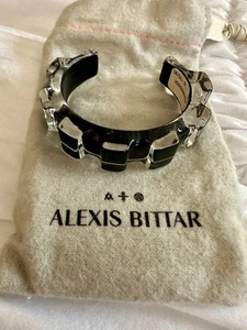Alexis Bittar Black Corrugated Lucite Cuff Bracelet - Picture 1 of 4