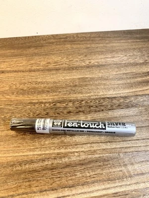 Sakura Pen Touch Silver Medium Point 2.0mm Quick Dry Metallic Ink Opaque New - Image 1 of 2
