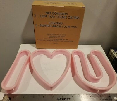 Cortadores de galletas Avon I Love U 2011 rosa 3 piezas Juego Caja Original e Instrucciones Usado en Excelente Condición Foto 1 de 3