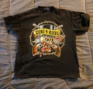 Vintage 1991 Guns N Roses T-shirt Single Stitch Authentic Brokum Group Tag U.S.A - Picture 1 of 13