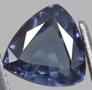 Alessandrite Cambia Colore Naturale 3,50 Ct Certificata 9x9 MM Trilioni di Gemme Splendide - Foto 1 di 4