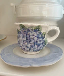 Italian Ceramics Company Portofino kleine Tasse gemarkt , Mokkatasse Hortensie - Bild 1 von 2