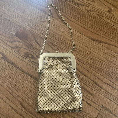 Bolso de noche vintage de malla dorada Whiting and Davis Art Deco Foto 1 de 4