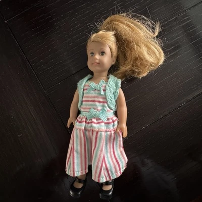 "Mini muñeca American Girl Maryellen Larkin 6""" Foto 1 de 3