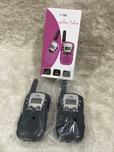 2 Stück T-388 Walkie Talkie 8 km 2 Wege Funkgeräte für Reisen NEU im Karton - Bild 1 von 5