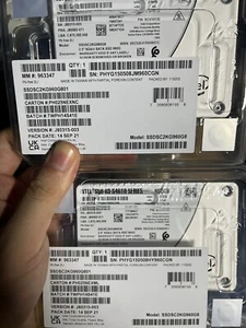Intel D3-S4610 Series 960 GB Internal 2.5 inch SSDSC2KG960G801 SATA 3.0 6Gb/s - Picture 1 of 5