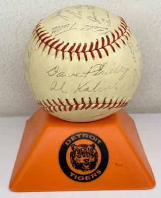 Vintage 1957 Detroit Tigers Team Autographed Signed Baseball Al Kaline 27 Total - Image 1 of 4