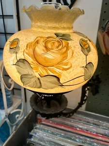 Super Rare Vintage Yellow Rose wall mounted hurricane lamp - Picture 1 of 7