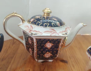 Antique James Sadler Teapot No 1624 Floral design Imari Style 1930's - Picture 1 of 9