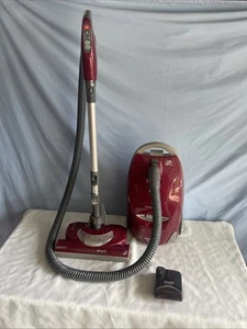 Kenmore Progressive Quiet Guard HEPA Filter 360° Swivel Vacuum Cleaner Model 116 - Picture 1 of 13