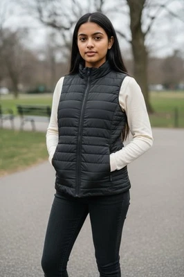 Lands' End  Puffer Vest Girls Sz Large (14-16) Black Quilted Goose Down - Image 1 of 4