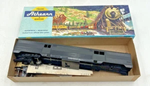 Athearn Trains HO Scale Undecorated SL Baggage Car Kit - Bild 1 von 9