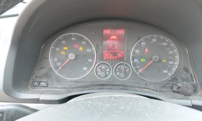 EOS OE 2009 velocímetro medidor grupo 73 k millas Volkswagen Foto 1 de 4