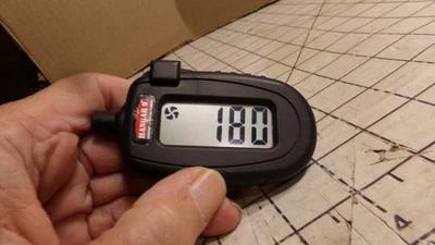 NEW Hangar 9 Micro Digital Tachometer HAN156 - Image 1 of 3